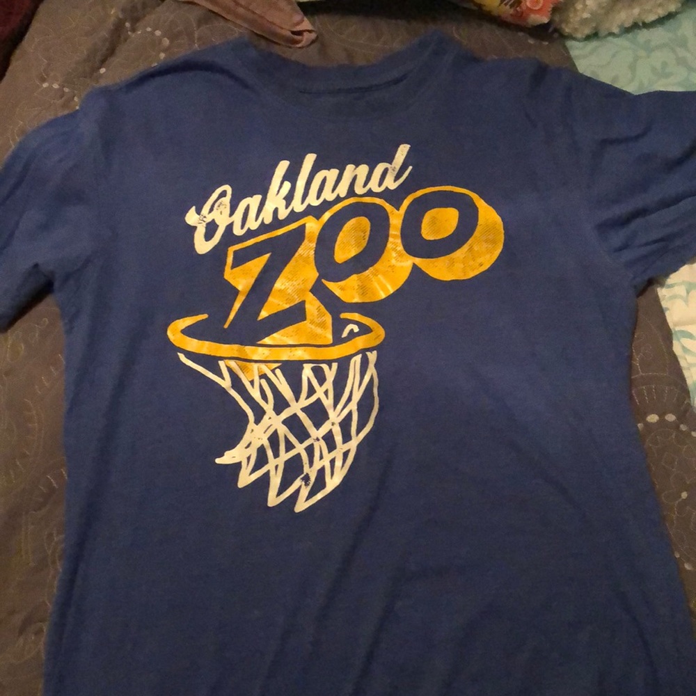 Pitt Oakland Zoo shirt